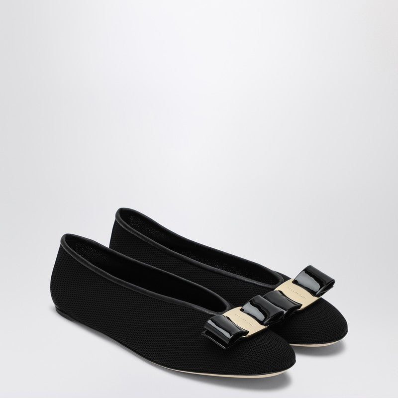 Ferragamo Ballerina Bow Black Var