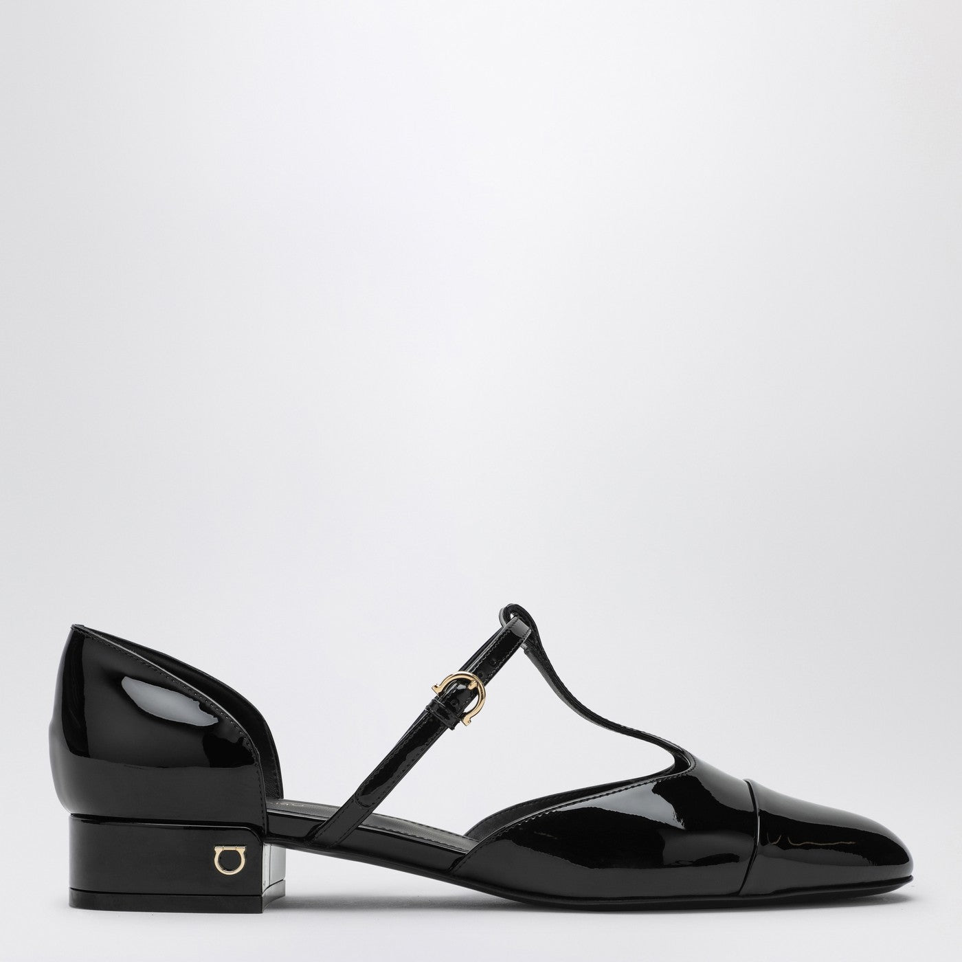 Ferragamo Black Patent Leather Linette Ballerina