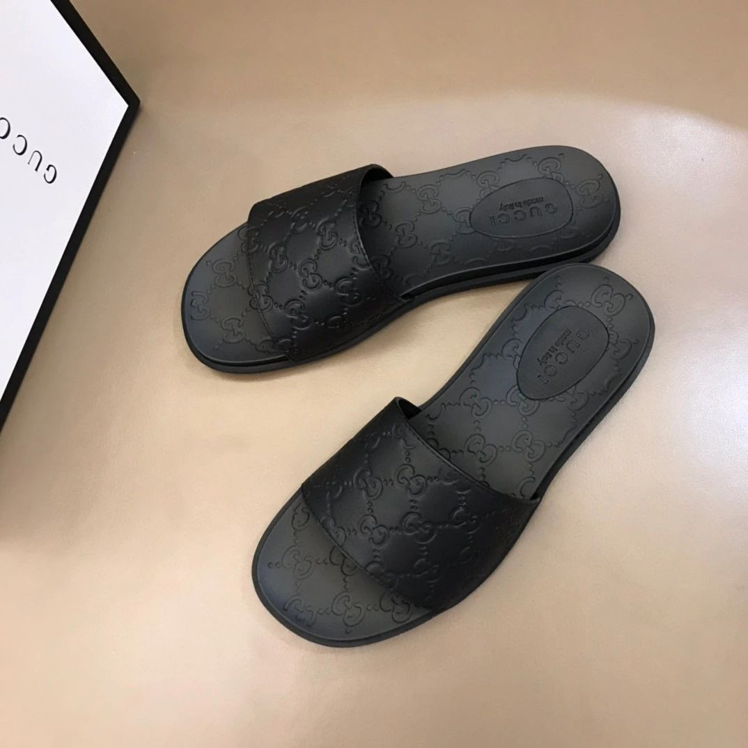 Gucci All Black Leather Slippers With Web