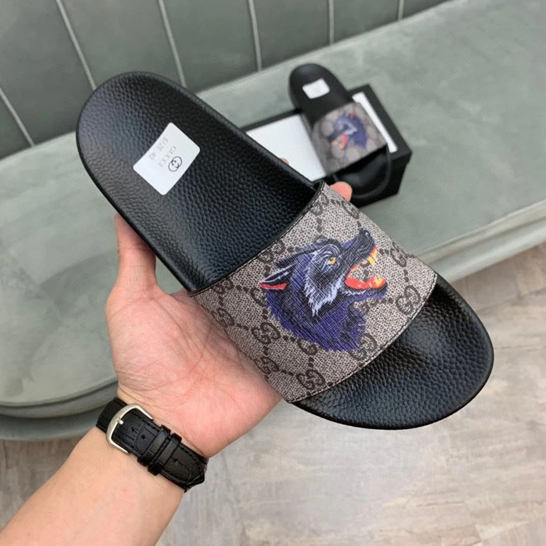Gucci Beige Mens Gg Wolf Supreme Guccissima Sandals