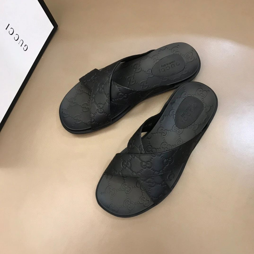 Gucci Black Leather Slippers With Web