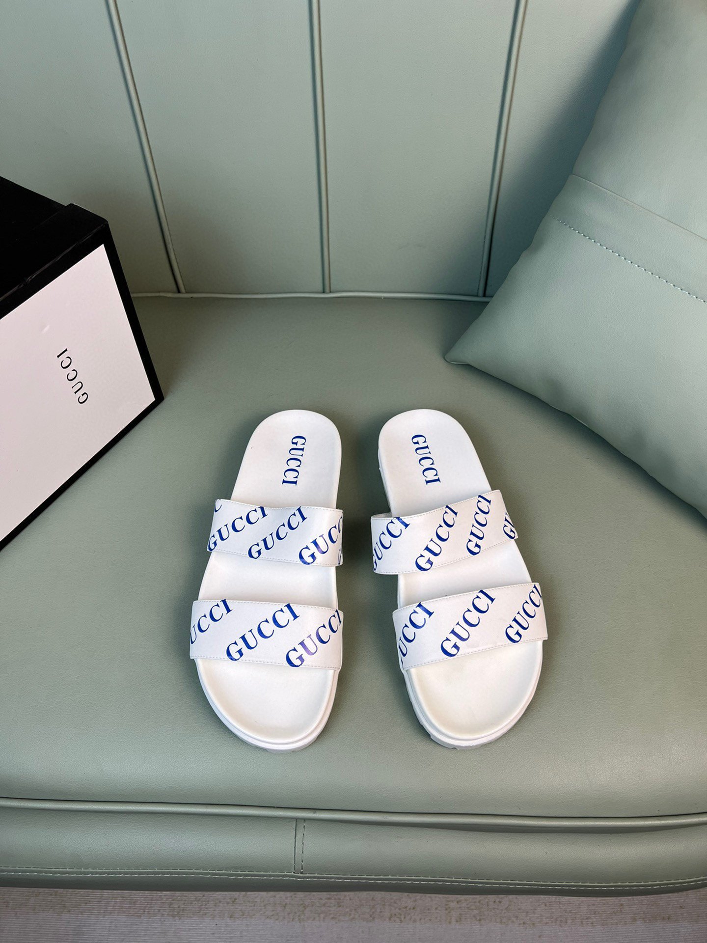 Gucci Blue Logo Slide Sandal In White, Men