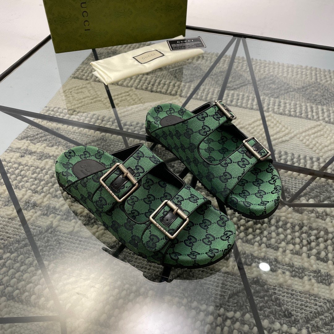 Gucci GG Motif Birken Slide In Green, Men