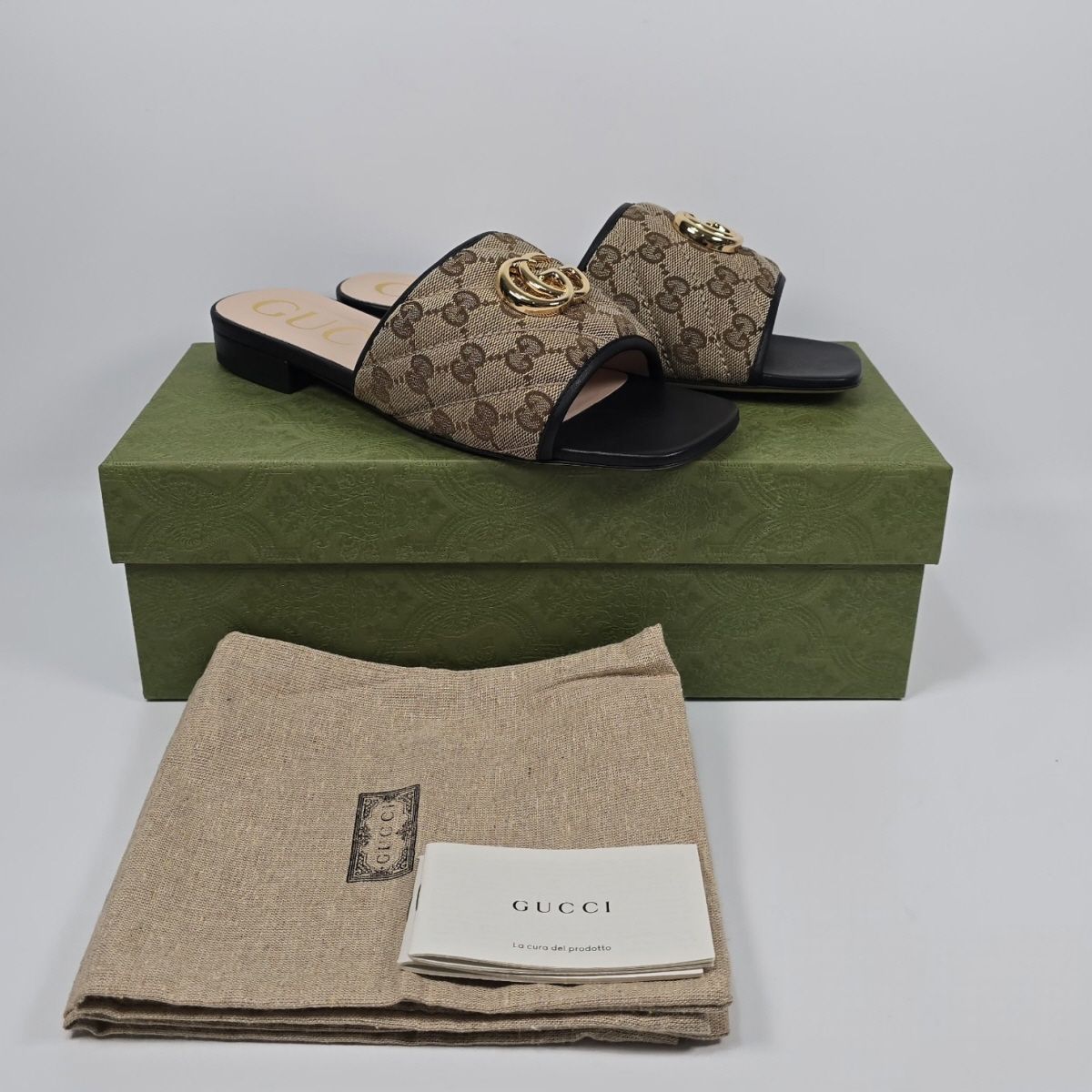 Gucci Matelasse Canvas Slide Sandals (240) GG