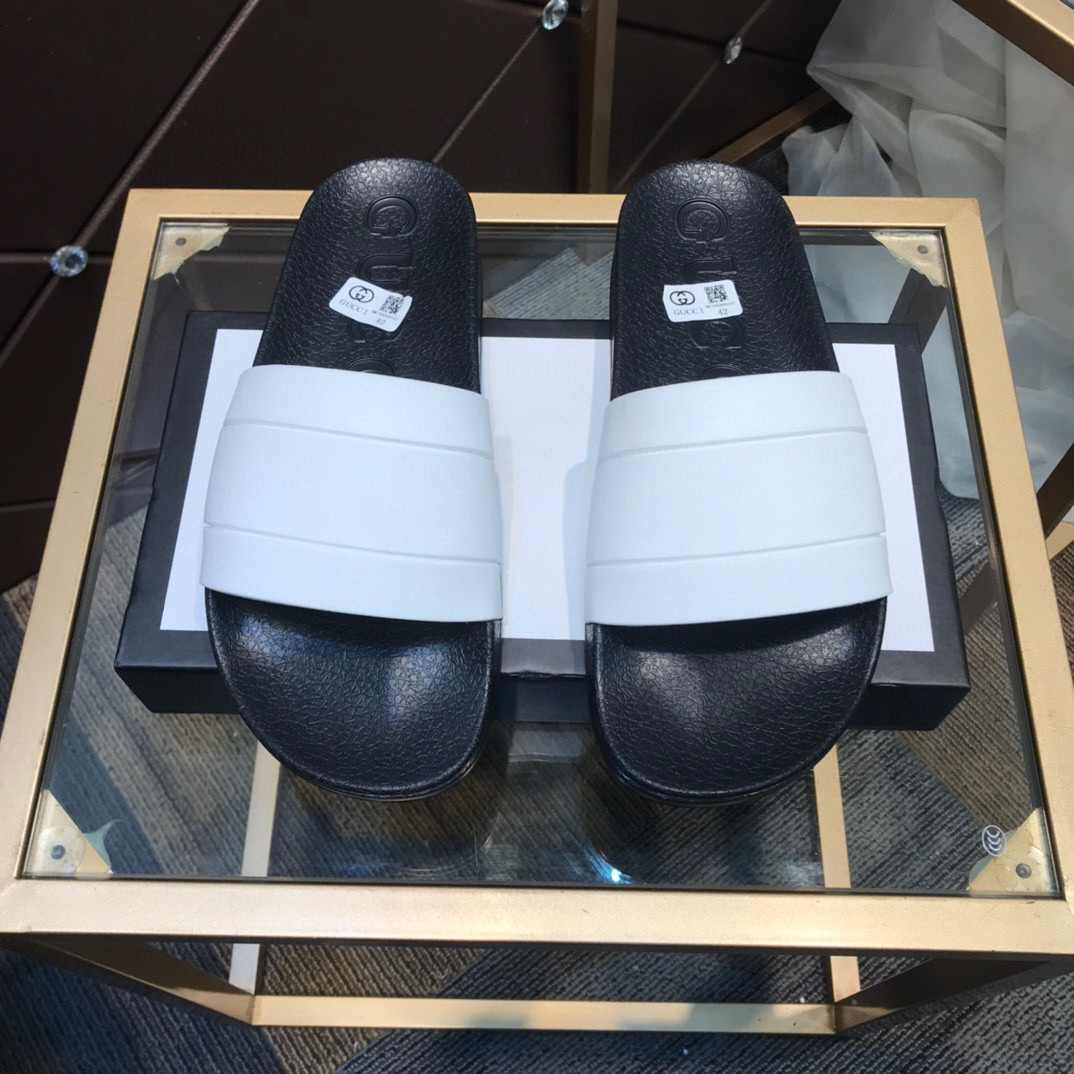 Gucci Rubber Slide Sandal In White Strap