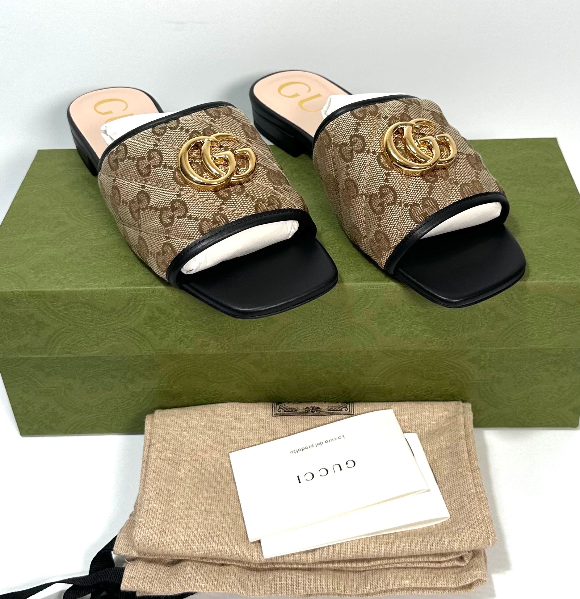 Gucci Sandals (225) SKU: 225