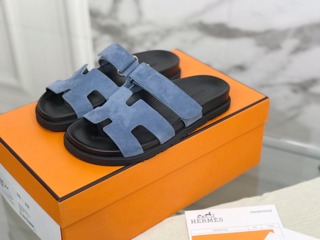 Hermes Chypre Sandal Suede Sheepskin In Blue