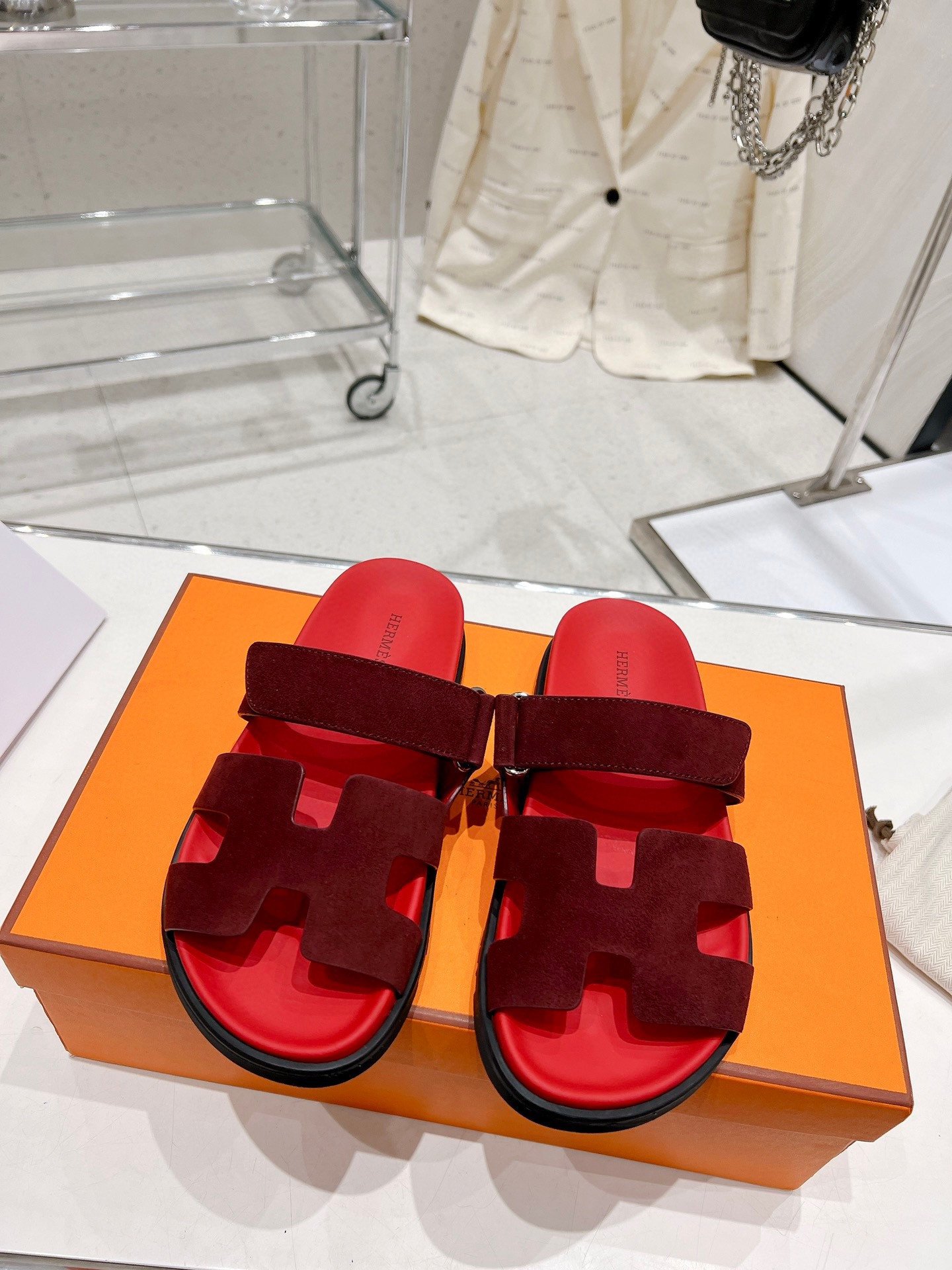 Hermes Chypre Sandal Suede Sheepskin In Dark Red