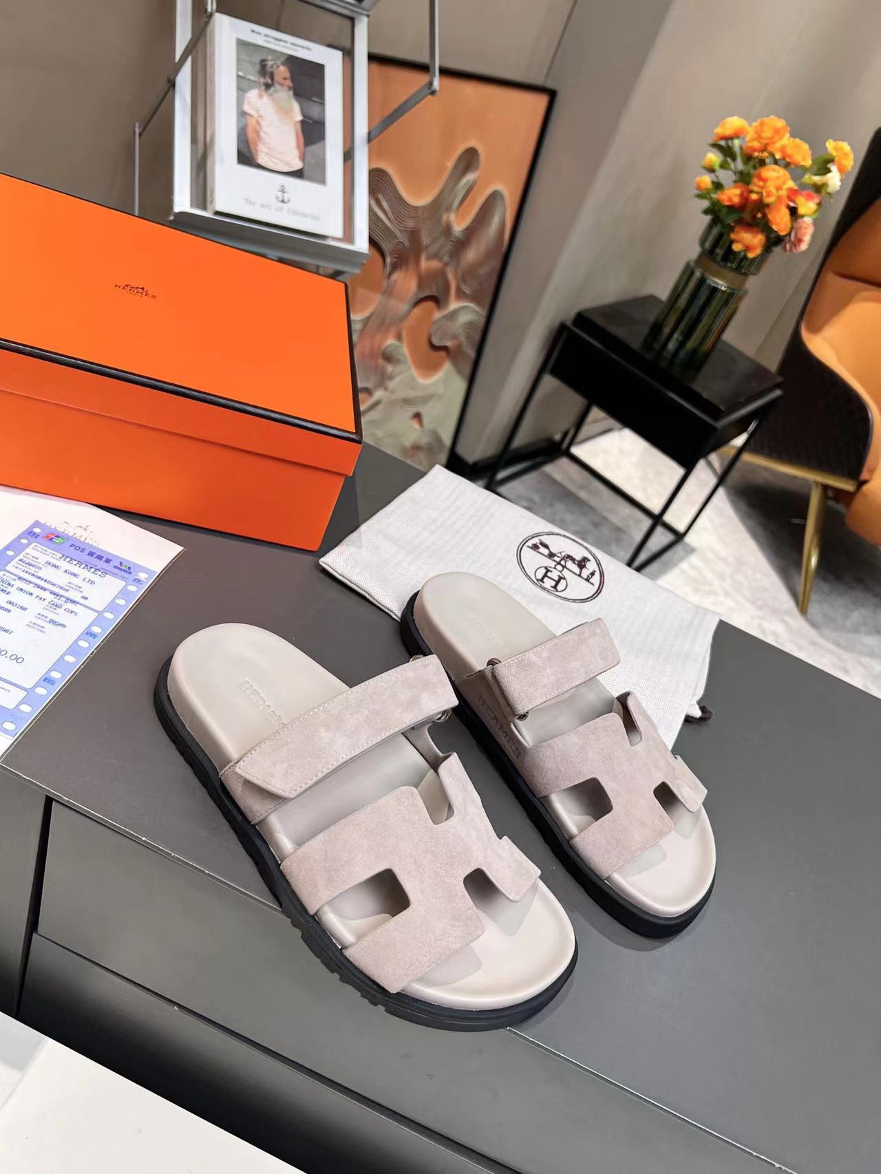 Hermes Chypre Sandal Suede Sheepskin In Light Gray