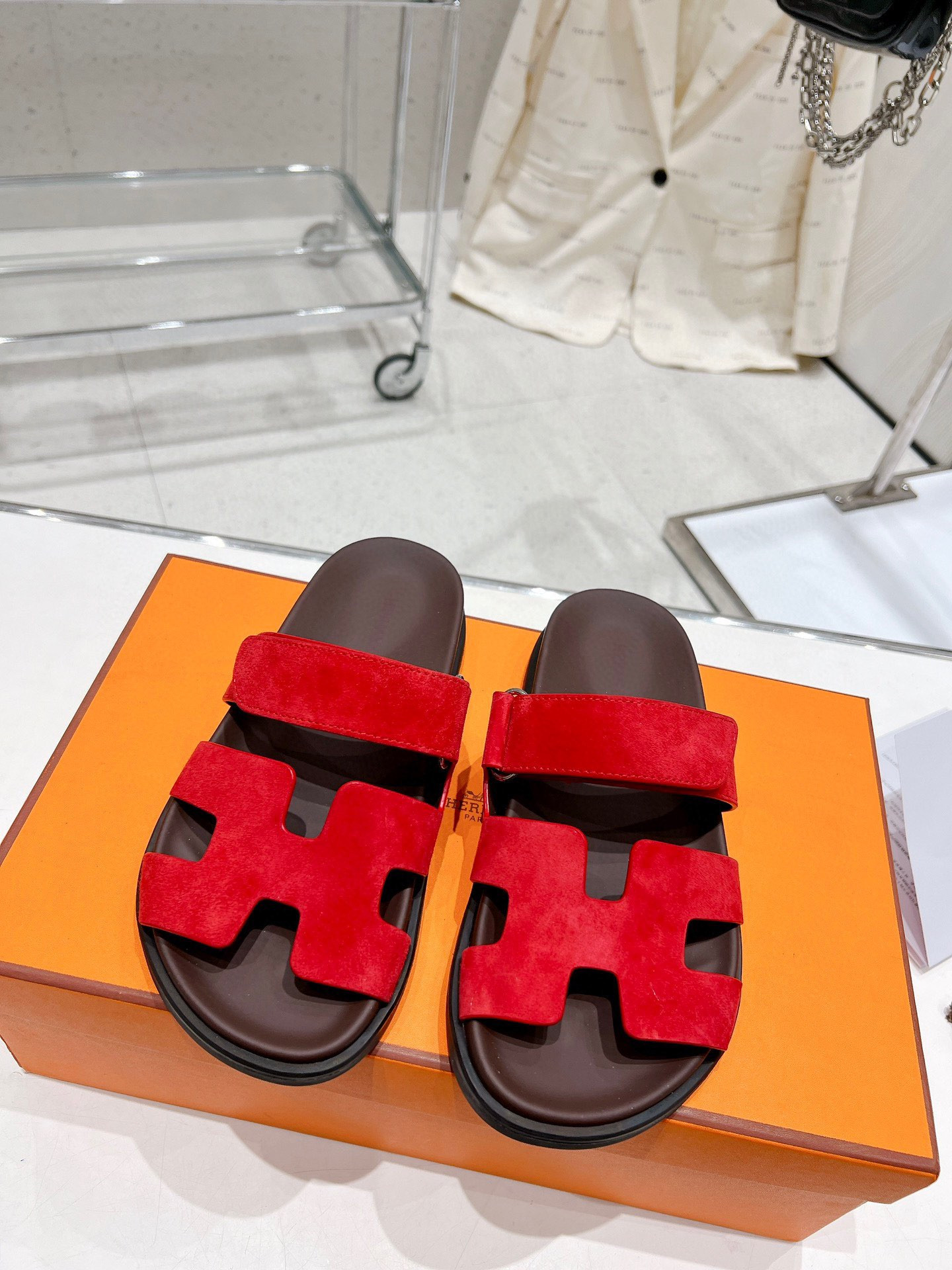 Hermes Chypre Sandal Suede Sheepskin In Red