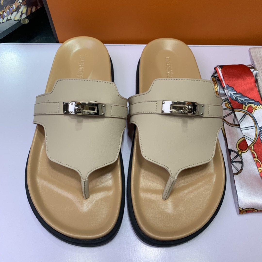 Hermes Empire Sandal In Beige Calfskin