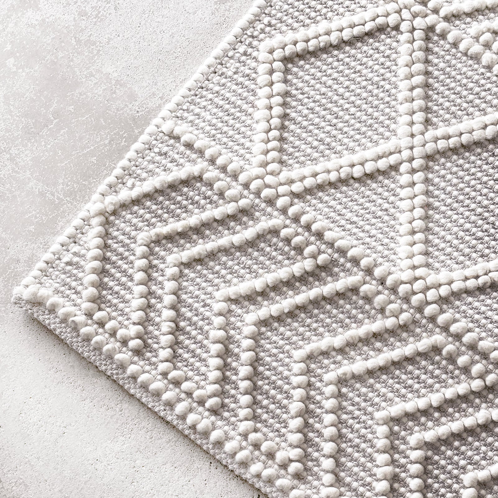Kai Wool Rug | Natural White 4