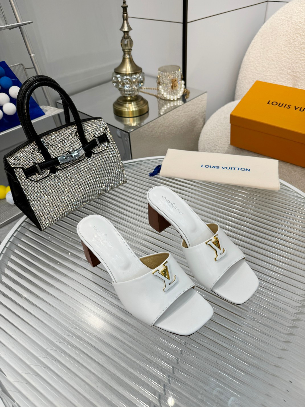 Louis Vuitton LV Capri Mule In White Leather