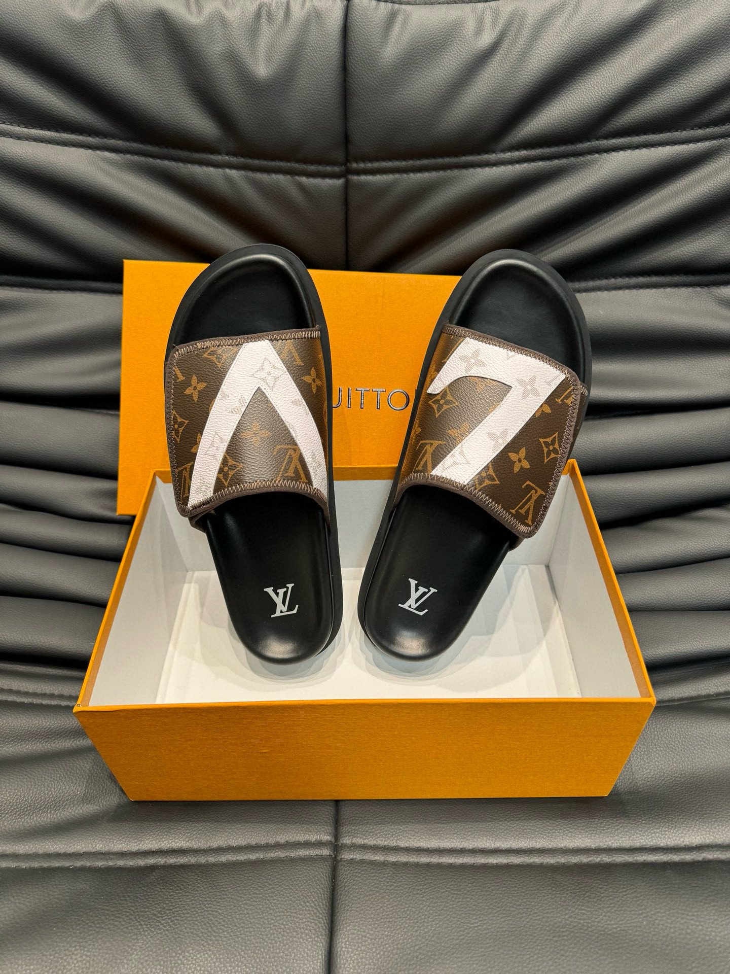 Louis Vuitton LV Leather Miami Mule Slides In Brown/White
