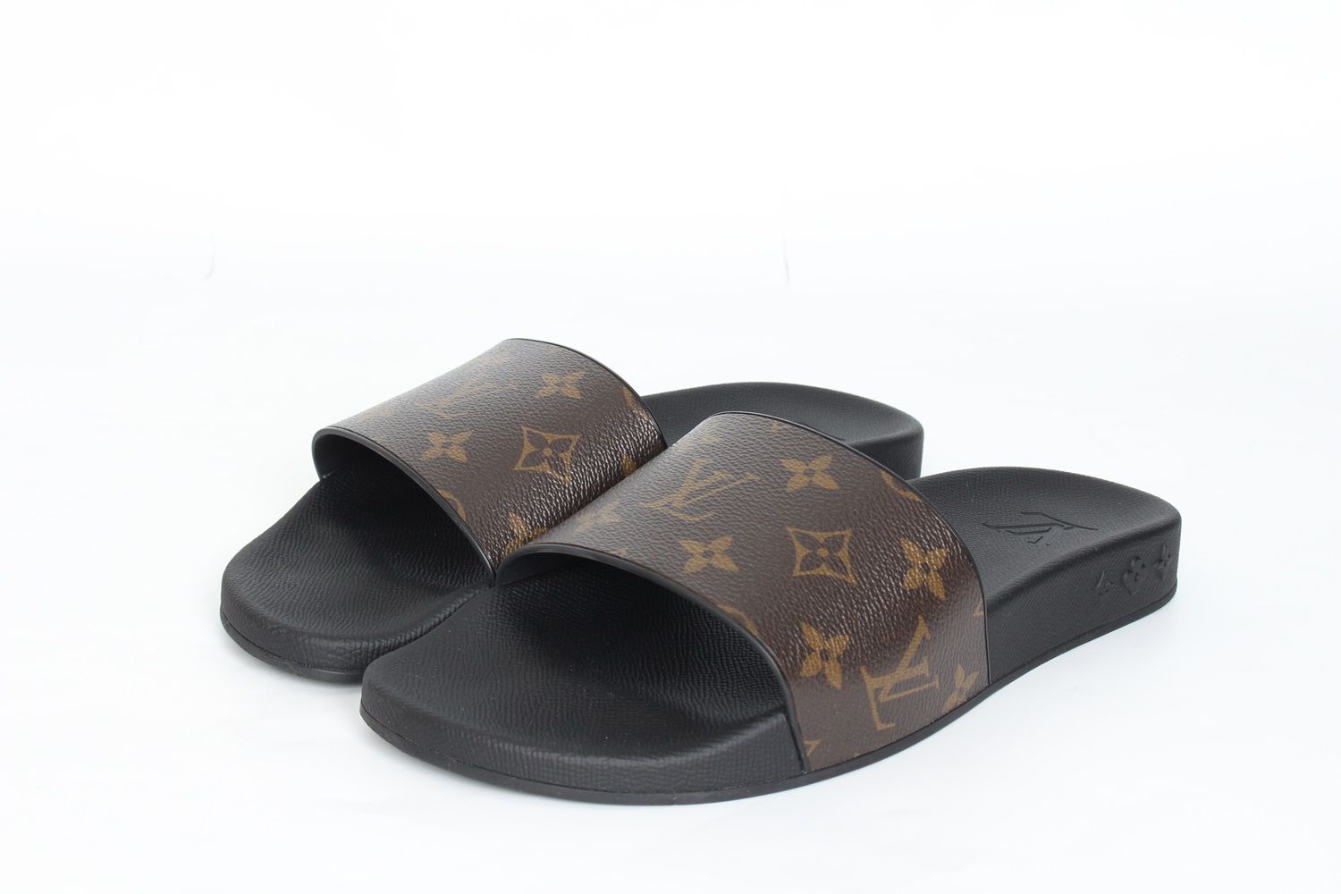 Louis Vuitton Monogram Slipper Sandals 6.5(255) - LV