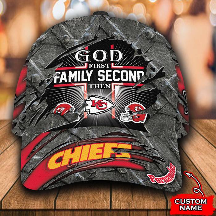 Personalized Kansas City Chiefs God First Family Second 3D Classic Baseball Cap CNI811