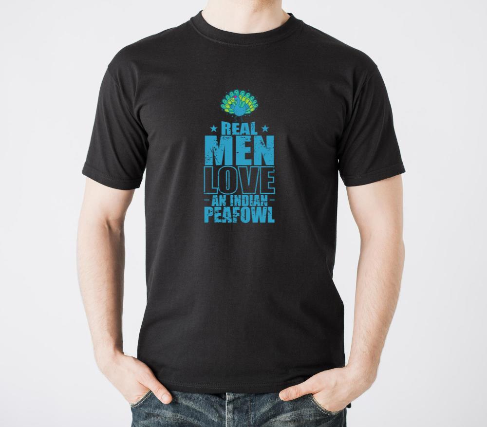 Real Men love Indian Peafowls Bird Plumage - Unisex Standard T-Shirt