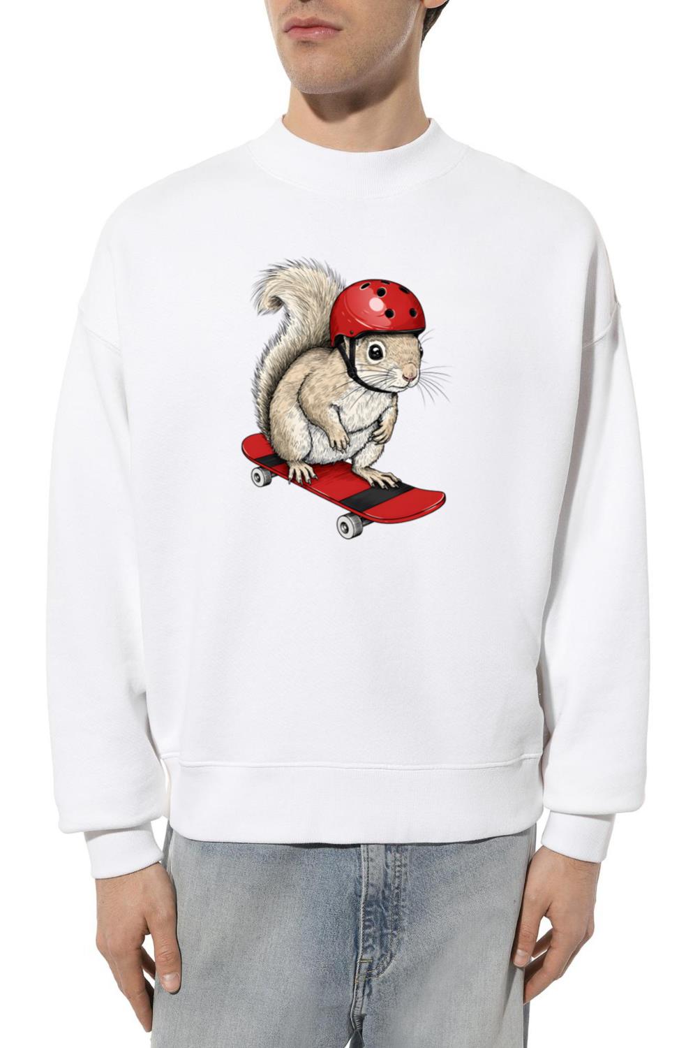 Skater Squirrel – Funny Animal on Skateboard with - Unisex Sweatshirt
