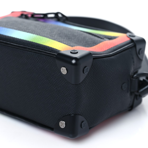 Taiga Rainbow Mini Soft Trunk Black - Image 9
