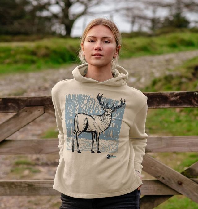 Winter Deer Relaxed Fit Hoodie 2